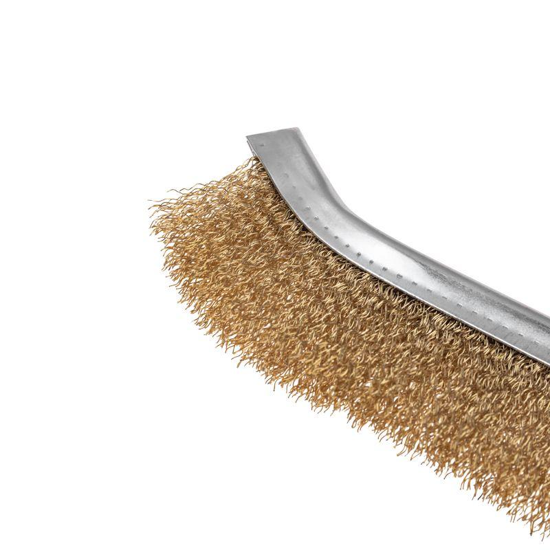 Щетка металлическая с пластиковой ручкой витая латунированная проволока Kranz KR-91-1354